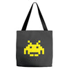uomo 4 space invaders anni80 vintage videogames Tote Bags