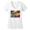 dinosaur in newyork Women's V-Neck T-Shirt