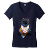 who loves chihuahua Women's V-Neck T-Shirt