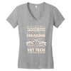 proud vet tech dad Women's V-Neck T-Shirt