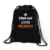 this girl loves halloween Drawstring Bags
