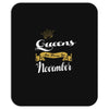 queens are born in november Mousepad