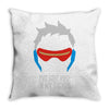 i've got you in my sights Throw Pillow