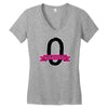 no hecks Women's V-Neck T-Shirt