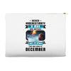 Never Underestimate A Man Who Watches Lost in Space And Was Born in De Accessory Pouches