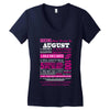 quens are born in august Women's V-Neck T-Shirt