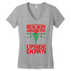 rockin around Women's V-Neck T-Shirt