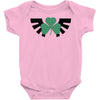 zelda logo treffle trois feuilles Baby Onesie