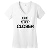 gracioso gimnasio Women's V-Neck T-Shirt