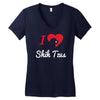 i love shih tzus Women's V-Neck T-Shirt