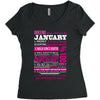 quens are born in january Women's Triblend Scoop T-shirt