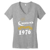 queens are born in 1976 Women's V-Neck T-Shirt