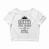queens are born in april (2) Crop Top