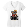 go big Women's V-Neck T-Shirt