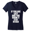 if you're lazy and you know it stay in bed Women's V-Neck T-Shirt