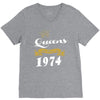 queens are born in 1974 V-Neck Tee