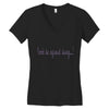 don't be afraid Women's V-Neck T-Shirt