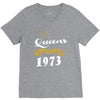 queens are born in 1973 V-Neck Tee