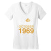 queens are born in october 1969 Women's V-Neck T-Shirt