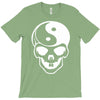 yin yang skull (2) T-Shirt