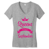 queens are born in september Women's V-Neck T-Shirt