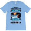 Never Underestimate A Man Who Watches Lost in Space And Was Born in De T-Shirt
