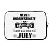 never underestimate an old man who was born in july Laptop sleeve