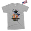 who loves cavalier king charles Exclusive T-shirt