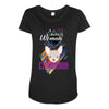 who loves chihuahua Maternity Scoop Neck T-shirt