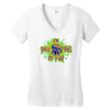 i&rsquo;m skeletons of fun! Women's V-Neck T-Shirt