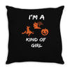 i'm a halloween kind of girl Throw Pillow