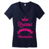 queens are born in november Women's V-Neck T-Shirt