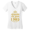 queens are born in 1985 Women's V-Neck T-Shirt