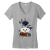 who loves papillon Women's V-Neck T-Shirt