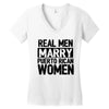 marry puerto rican woman Women's V-Neck T-Shirt