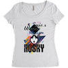 who loves husky Women's Triblend Scoop T-shirt